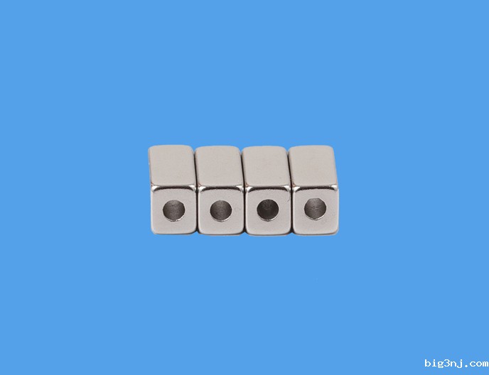 侧面打孔矩形块状磁铁 n40等级