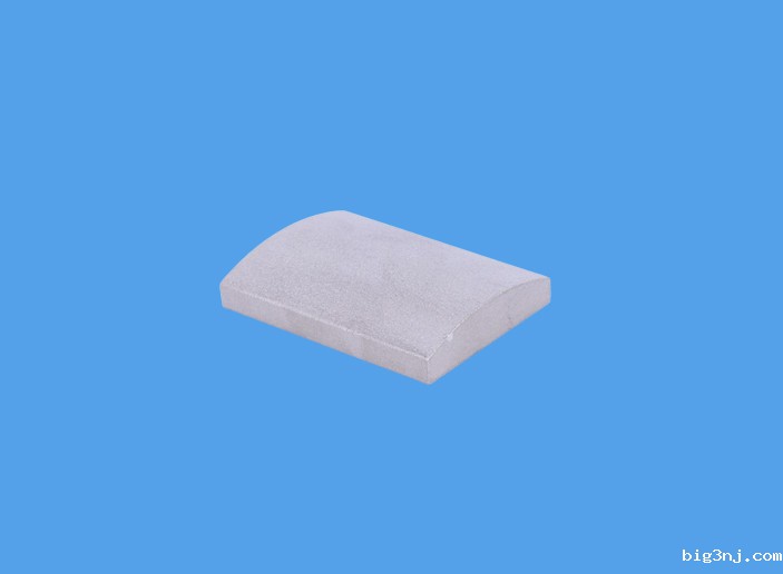 可耐高温的面包形分段永磁磁瓦