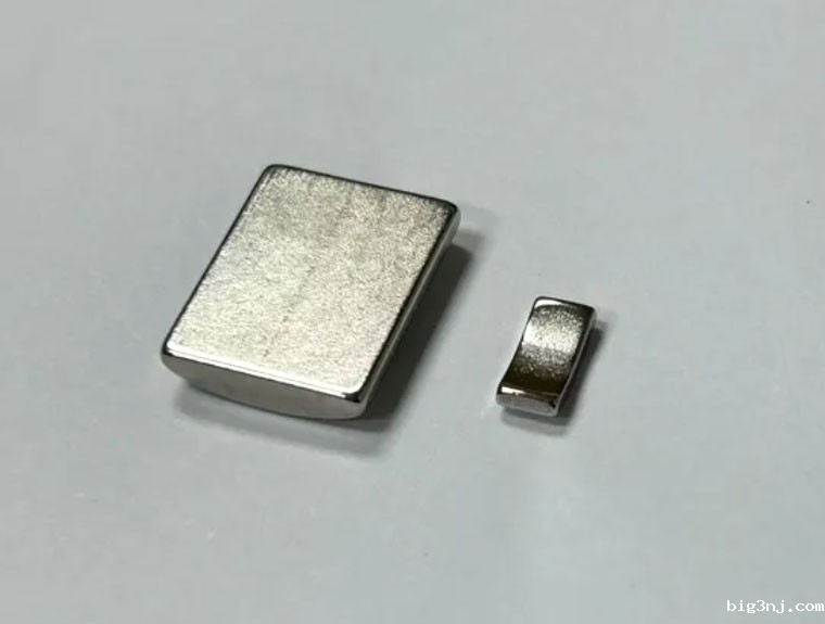 无刷马达常用磁铁形状面包弧形