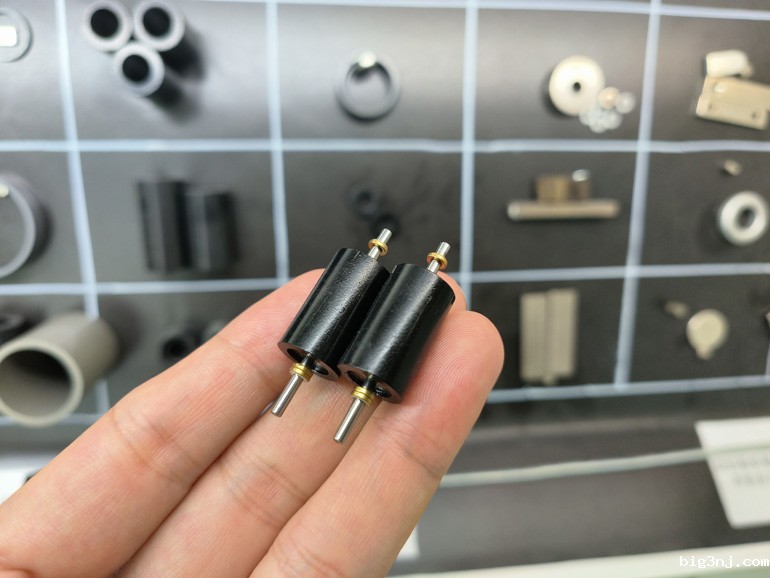 钕铁硼带轴转子磁铁 [图片 作用 应用]