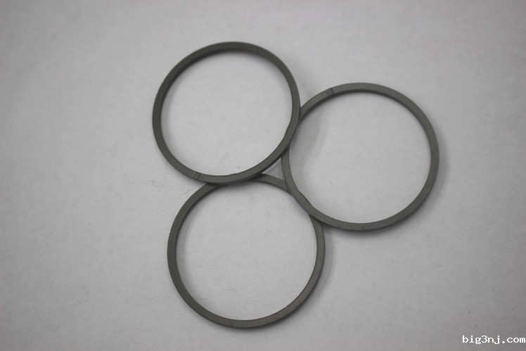 大内孔(孔径)磁环 [定义 材质 典型应用]