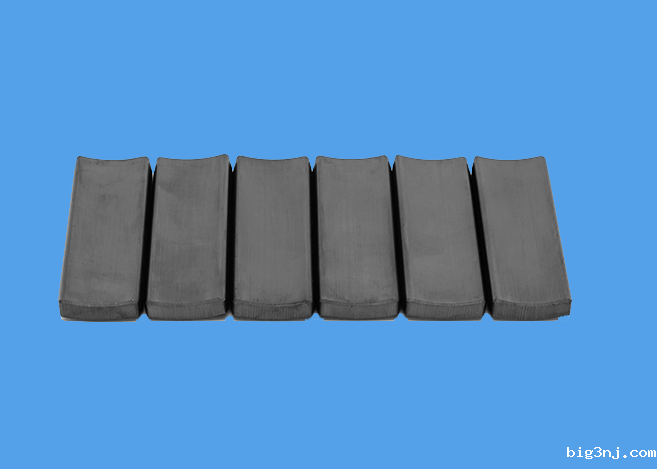 高性能径向取向永磁铁氧体磁瓦