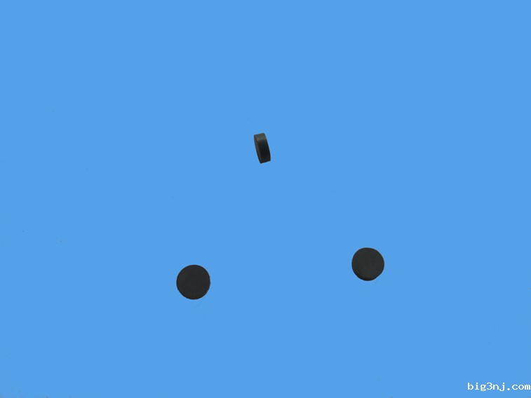 小规格铁氧体圆片 微型铁氧体磁铁 D6*2mm