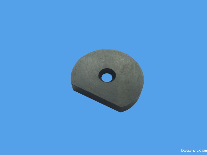 不规则形状铁氧体异形磁铁 门吸陶瓷