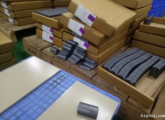 铁氧体瓦形磁铁