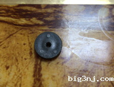 深圳客户在我司找到现成规格注塑钕铁硼模具