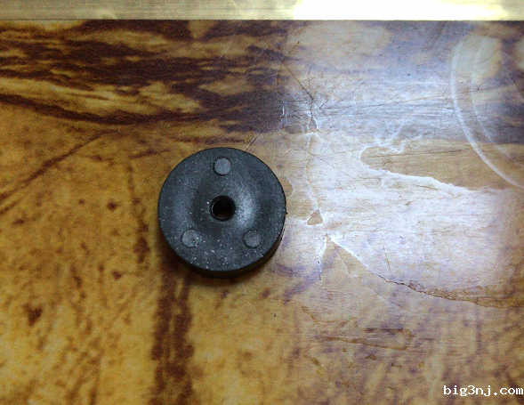 注塑钕铁破小磁环