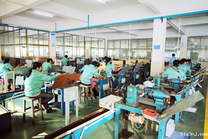 磁铁超声波打孔机