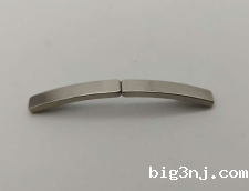 强磁表磁强度2000高斯高不高？